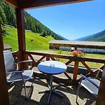 Laerchen Hotel 3*